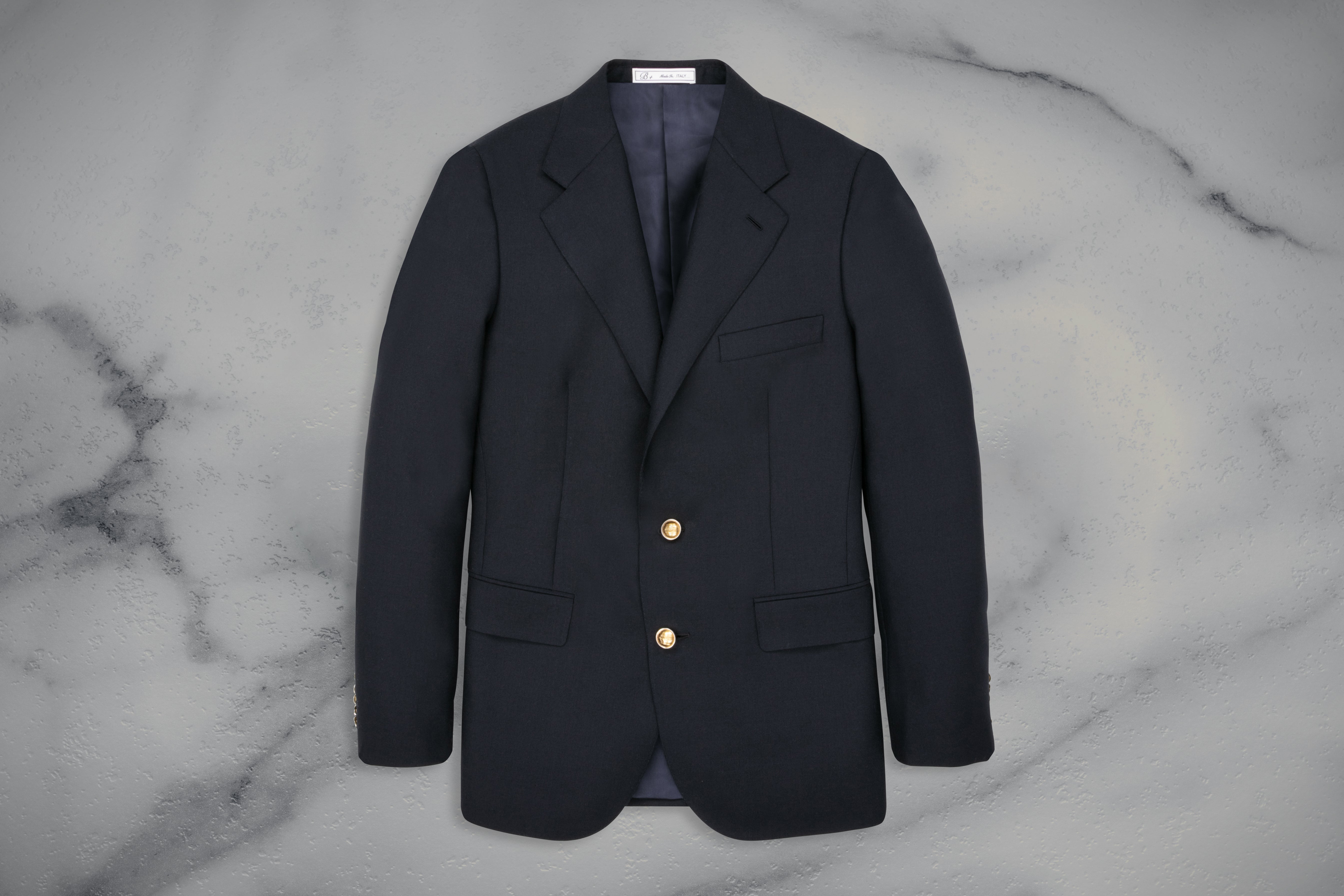 THE CLASSIC BLAZER